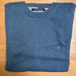 Tommy Hilfiger - XL - Blue Flag Logo Crewneck Sweater